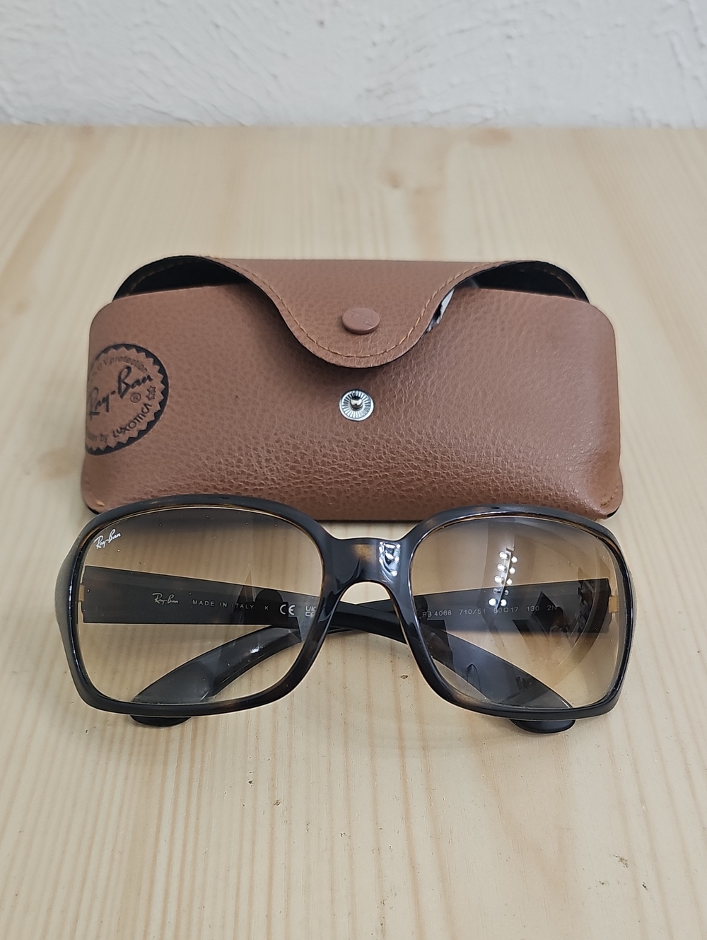 Ray-Ban Women's RB4068 Tortoise Frame Gradient Sunglasses Brown 710/51 60-17